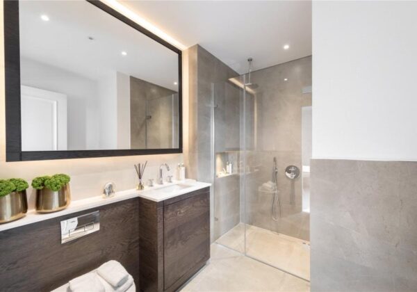 Berkeley Street Mayfair W1J