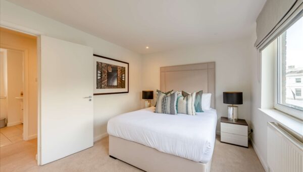 Fulham Road SW3 6SN