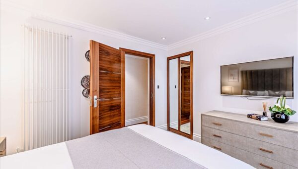 Kensington Gardens Square W2 4BB