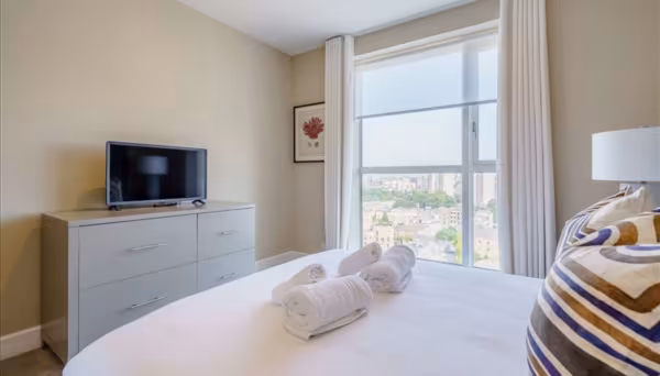 Circus Apartments E14 8RW