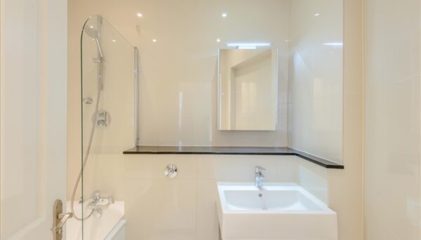 Nottingham Place W1U 5LU