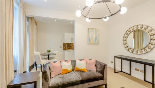 Nottingham Place W1U 5LU