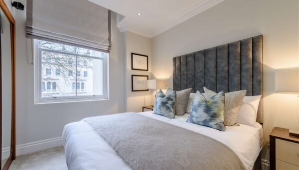 Kensington Gardens Square W2 4BB