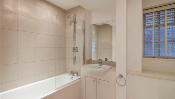 Pelham Court SW3 6SH
