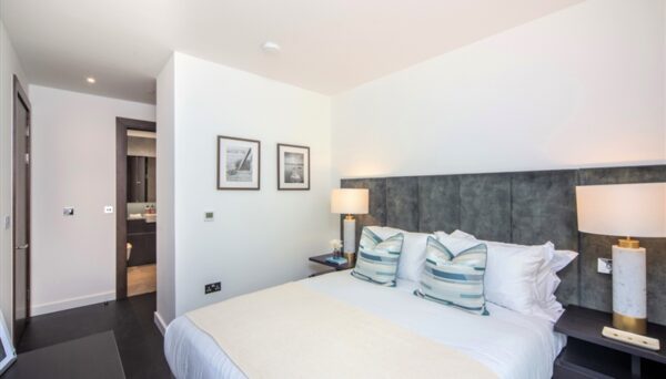 Thornes House Charles Cloves Walk SW11 7AG