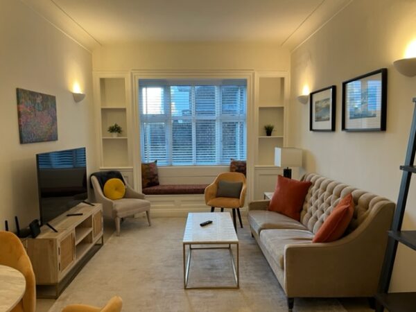 Park Road NW8 7HY