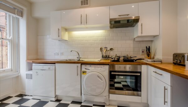 Nottingham Place W1U 5LU
