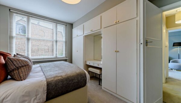 Hill Street W1J 5NA