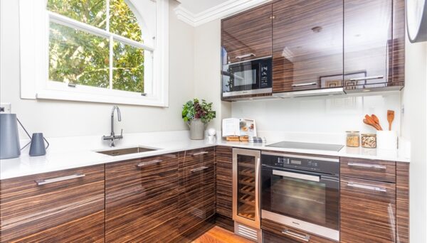 Kensington Gardens Square W2 4BB