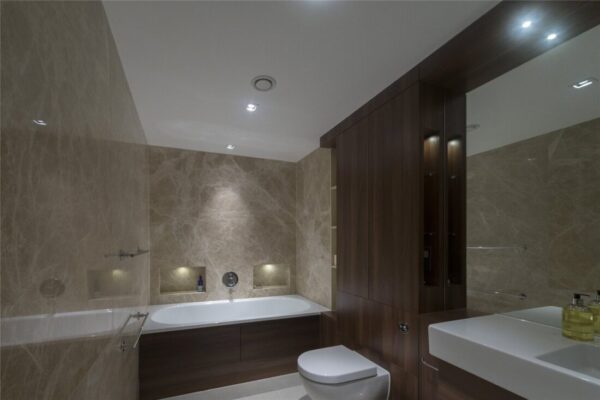 Nine Elms SW11 7AW