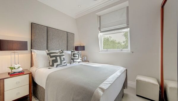 Kensington Gardens Square W2 4BB