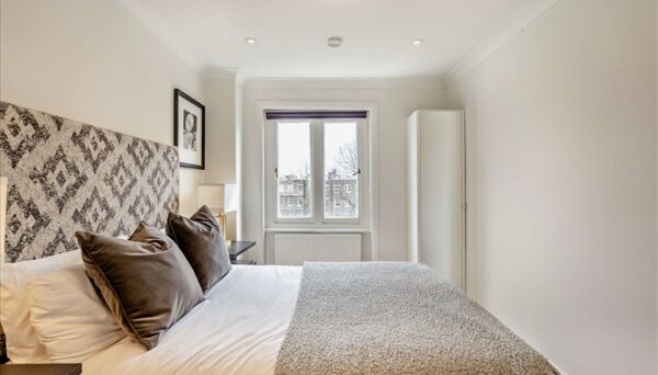 Lexham Gardens W8 6JN