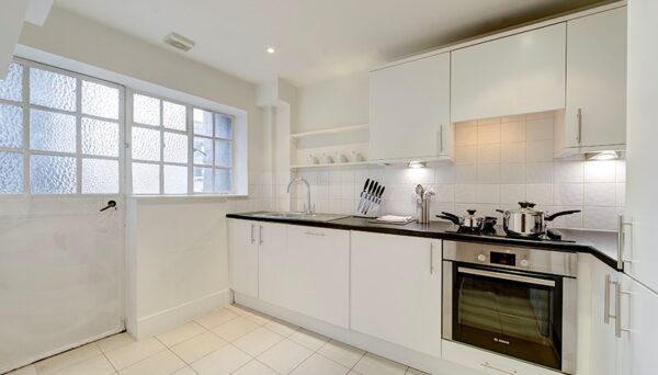 Pelham Court SW3 6SH