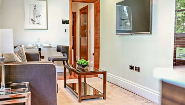 Kensington Gardens Square W2 4BB