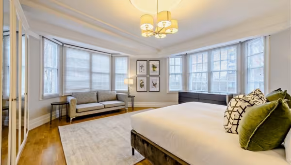 Strathmore Court NW8 7HY