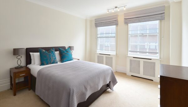Park Road NW8 7HY