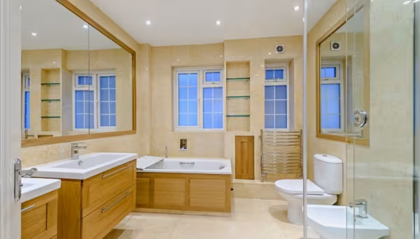 Strathmore Court NW8 7HY