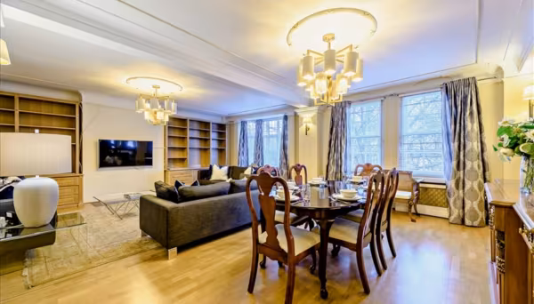 Strathmore Court NW8 7HY