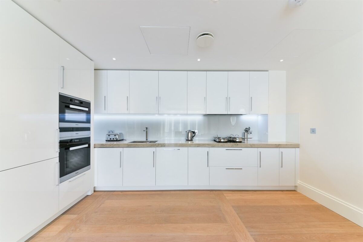 Temple House 190 Strand WC2R 1AB