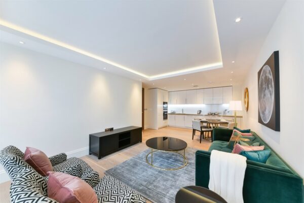 Temple House 190 Strand WC2R 1AB