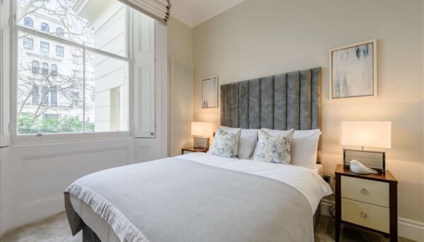 Kensington Gardens Square W2 4BB