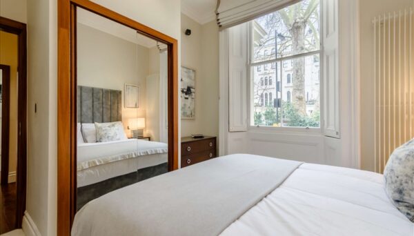 Kensington Gardens Square W2 4BB