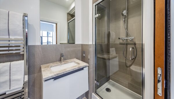 Palace Wharf Rainville Road W6 9UF