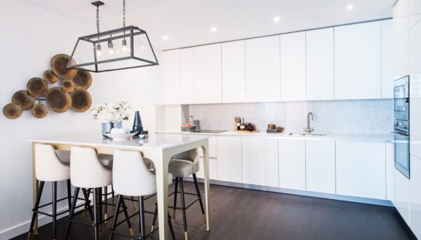 Thornes House SW11 7AG