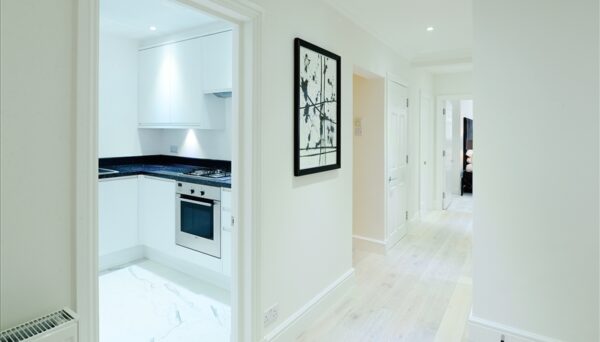 Somerset Court Kensington W8 6JN