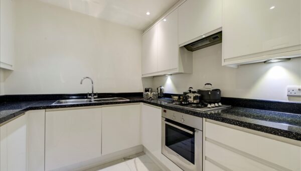 Somerset Court Kensington W8 6JN