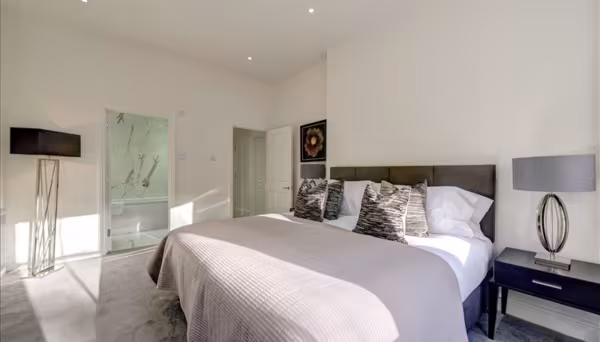 Lexham Gardens Kensington W8 6JN