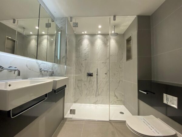 Harcourt Tower South Quay Plaza Canary Wharf E14 9WS