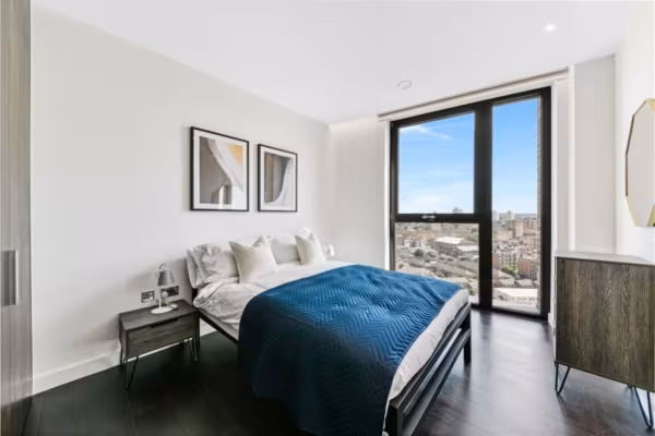 Madeira Tower The Residence Nine Elms SW11